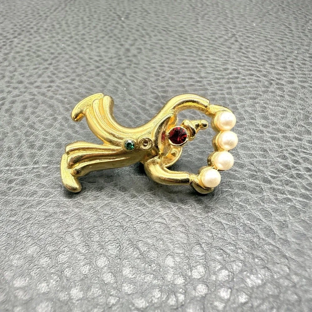 Vintage JJ Clown Juggler Brooch Pin Gold Tone Faux Pearl Rhinestone Womens 1.5